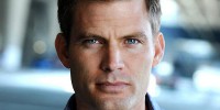 photo Casper Van Dien